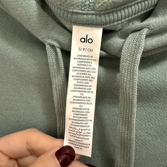 ALO Yoga Accolade Hoodie Size Small - Botanical Green Limited Color - NWOT - Picture 4 of 5